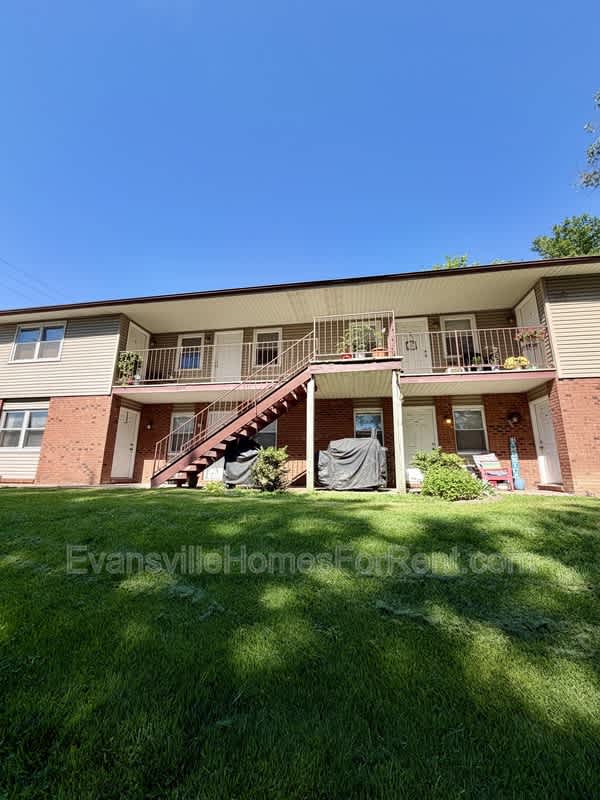 437 South Bosse Avenue – photo 1