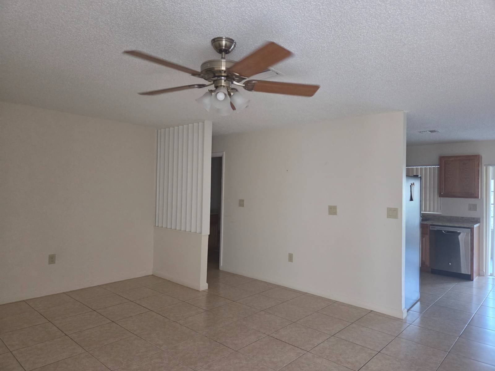 4718 Leucadendra Dr – photo 3