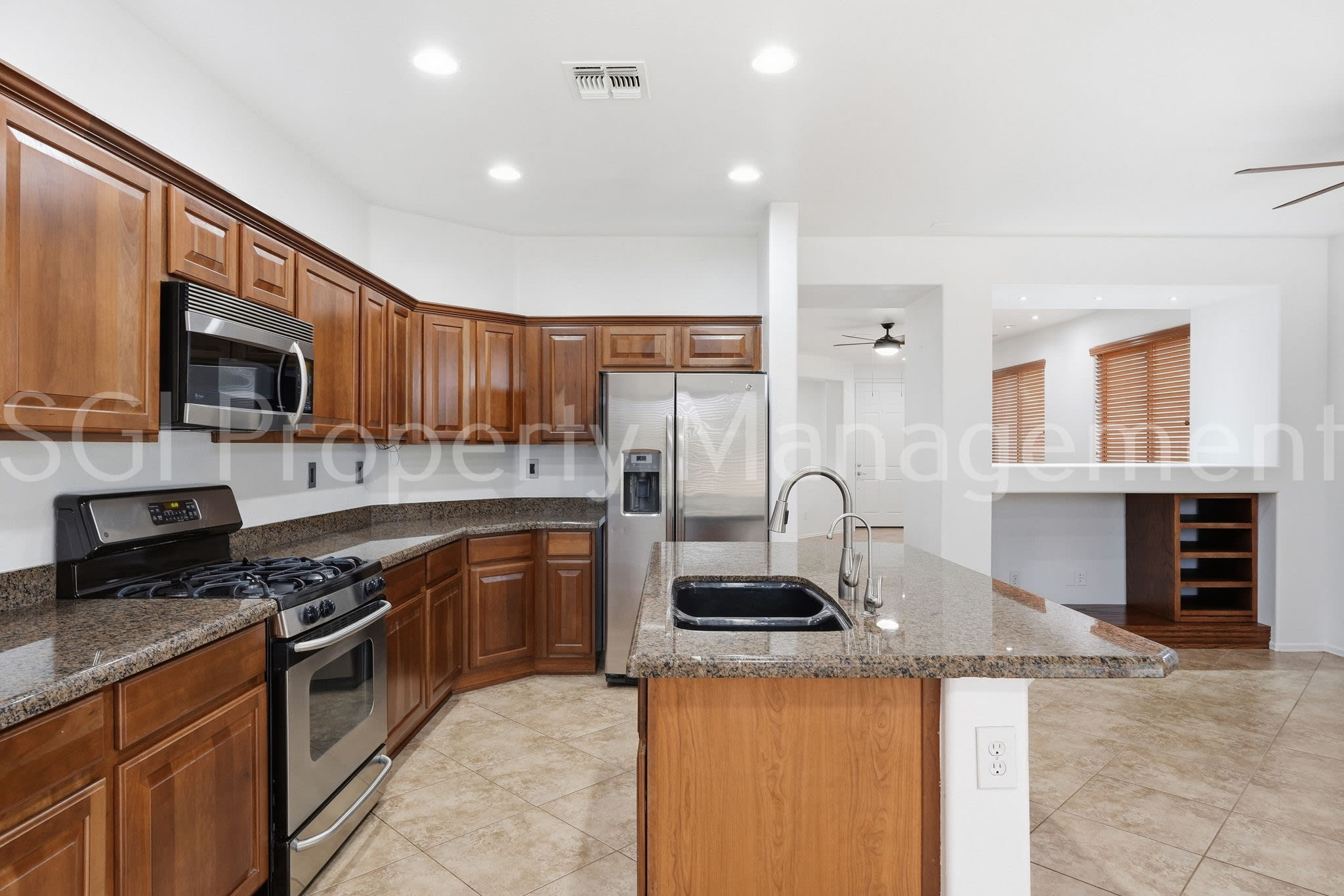 3822 W Adamanda Ct – photo 4