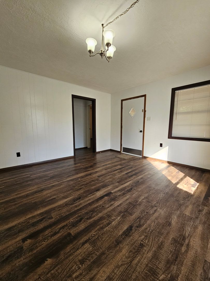 3 Bed 1 Bath In Purcell Avail Nowl – photo 3