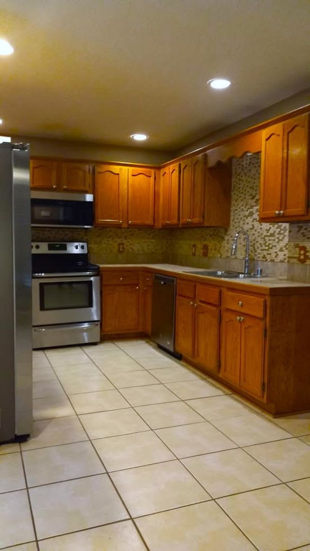 2225 Redwood Drive – photo 5