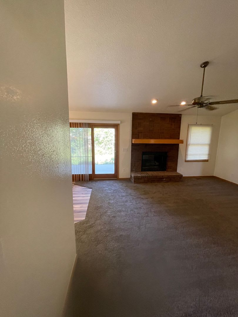 2315 43rd Avenue Ct. – photo 2