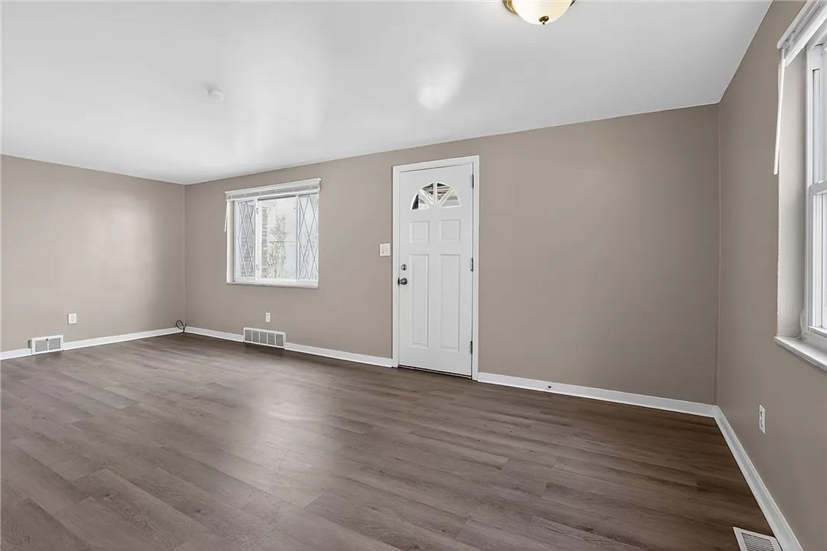 3Bd/1 Bath Home -- Available 9/1/26 – photo 3