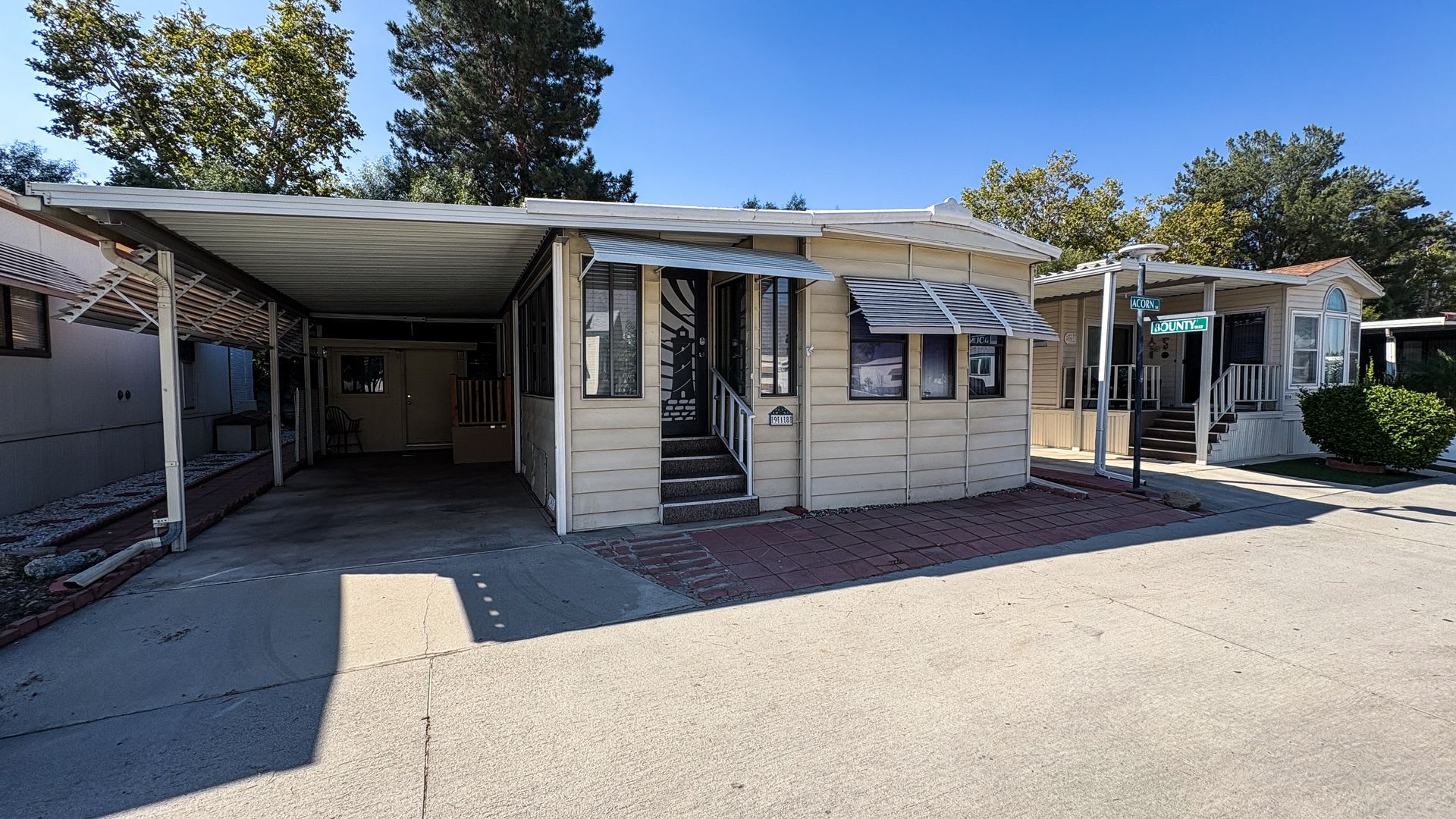 918 Acorn Dr – photo 1