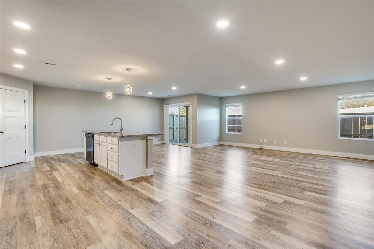8822 W Haylee St – photo 4