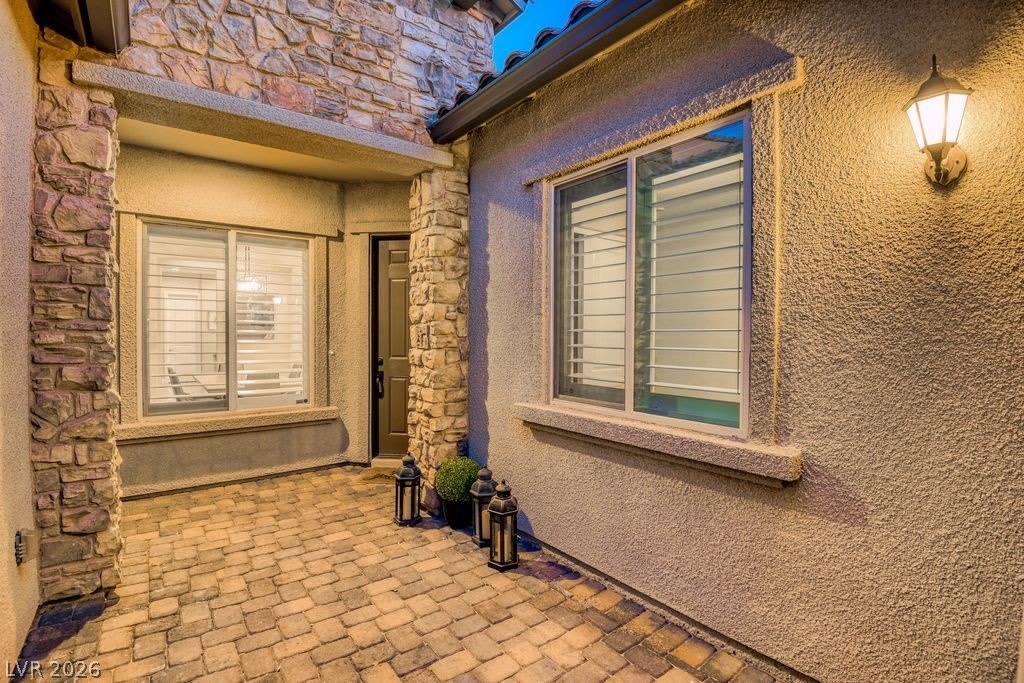 3553 Royal Fortune Drive – photo 2