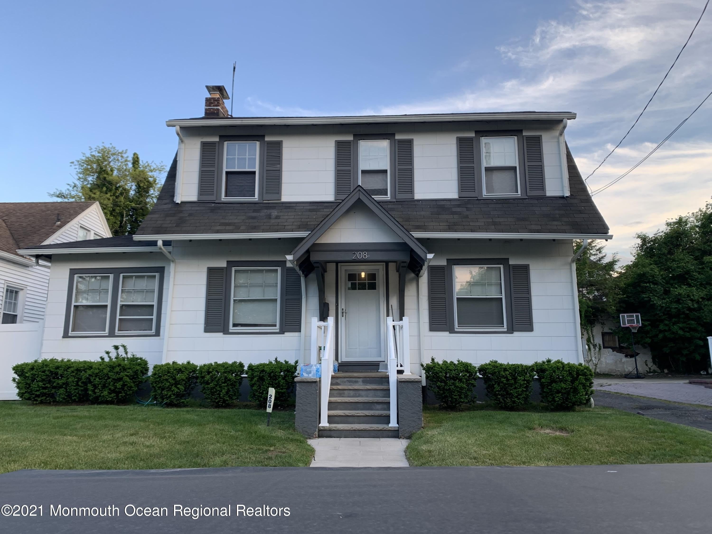 208 Lockwood Place – photo 1