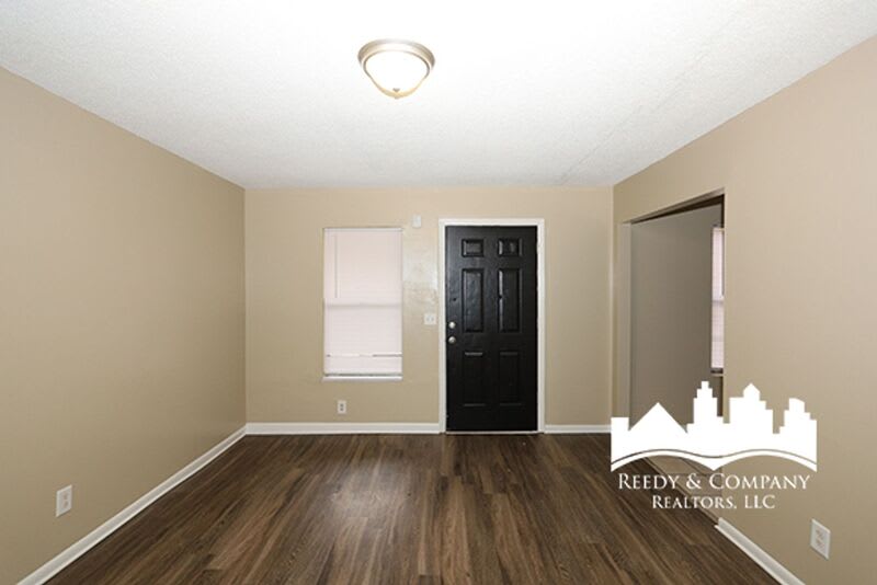 1616 Winston Dr – photo 5