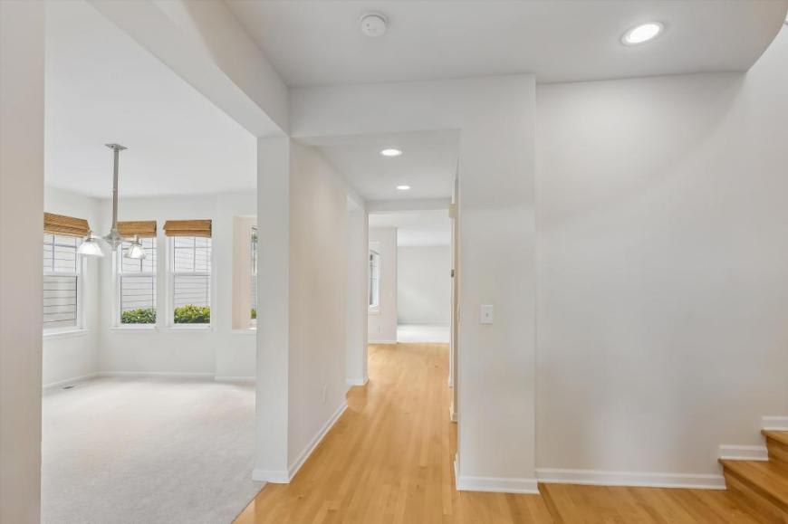10141 226th Ave NE – photo 3