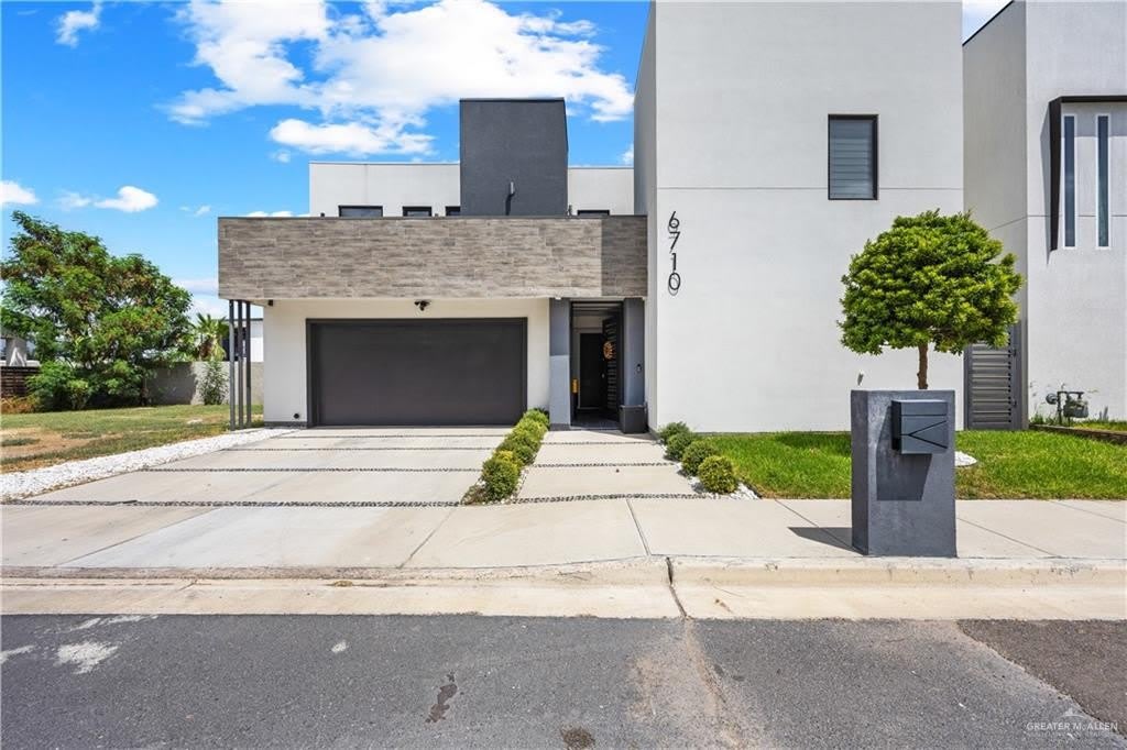 6710 N 11th Lane – photo 2
