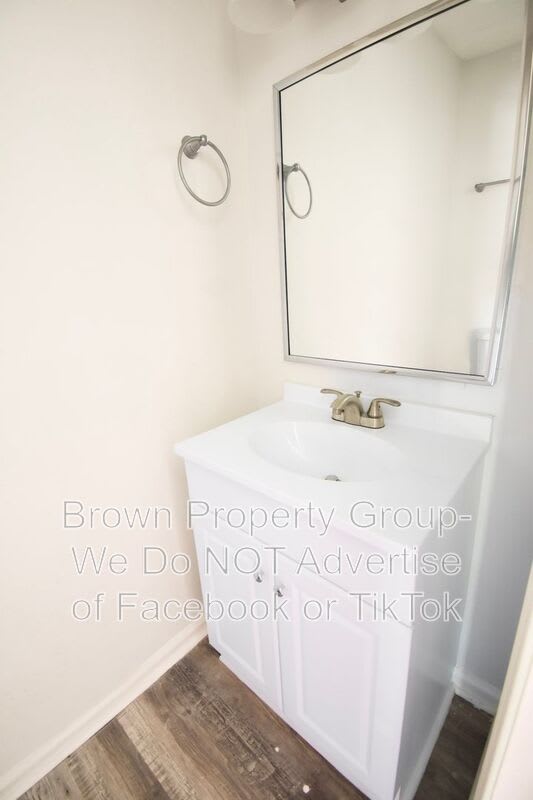 2105 Grand Prix Dr – photo 4