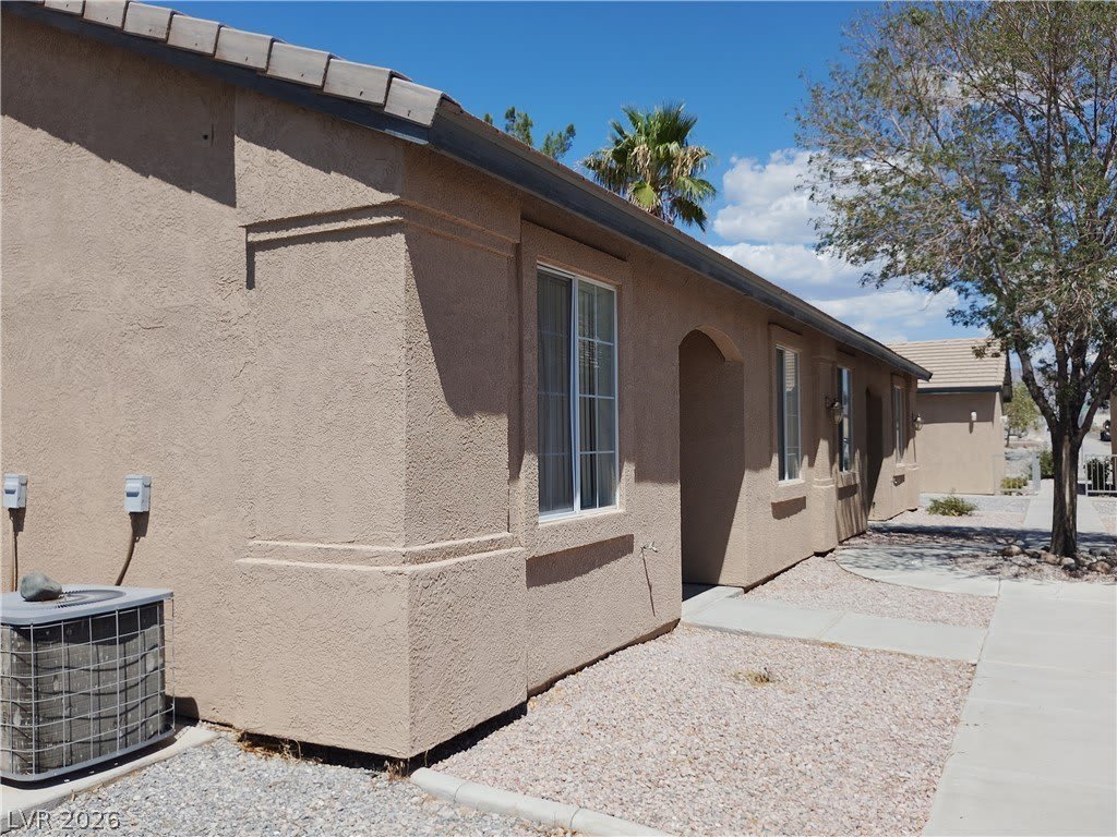 1420 E Pocahontas Avenue – photo 2