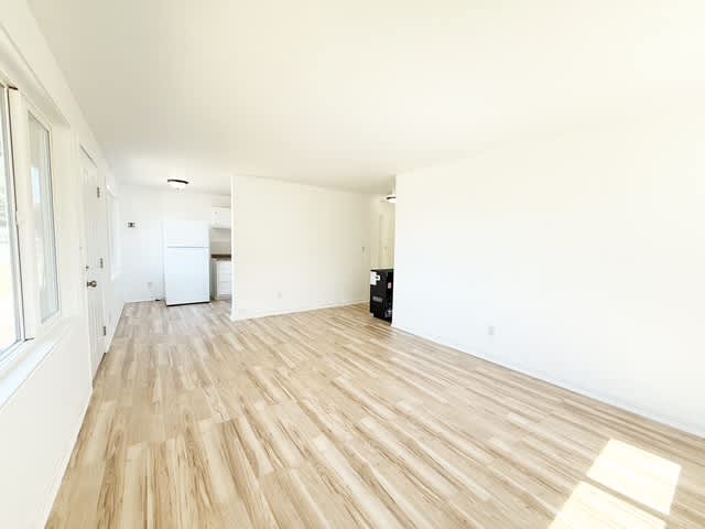 3326 Halverson Avenue – photo 4