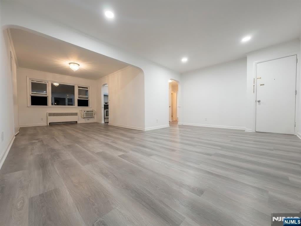 754 Kingsland Avenue – photo 3