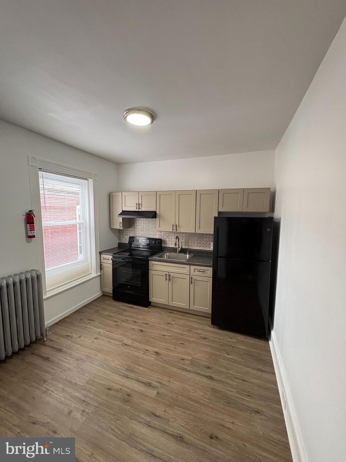 1372 PERKIOMEN Avenue – photo 4
