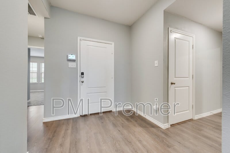 1501 Hidden Bluff Crossing – photo 5