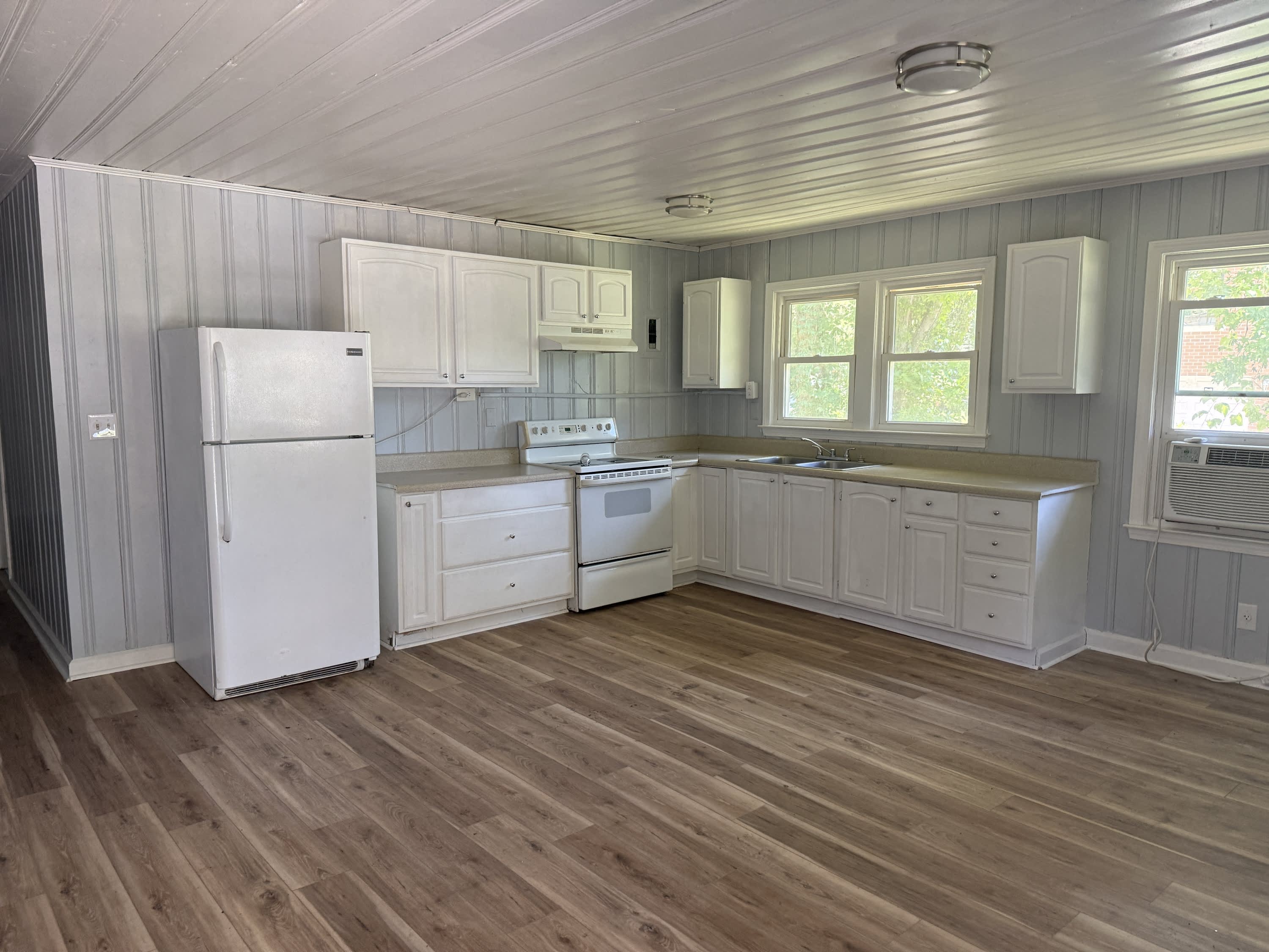 1307 Hemingway Street – photo 2