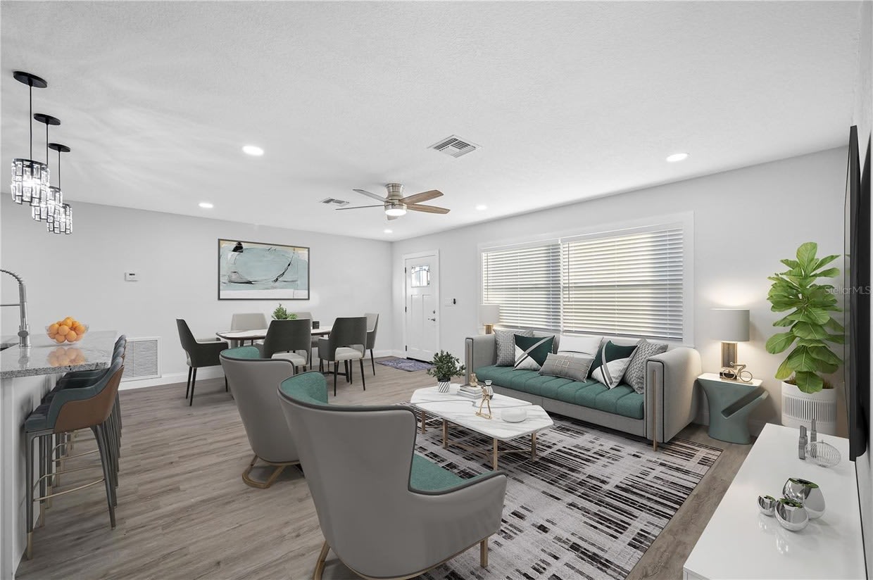 10123 52nd Avenue North – photo 3