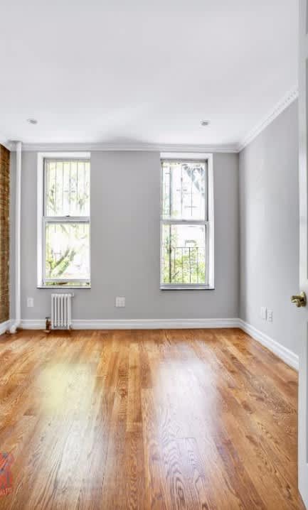 273 E 10th St – photo 5