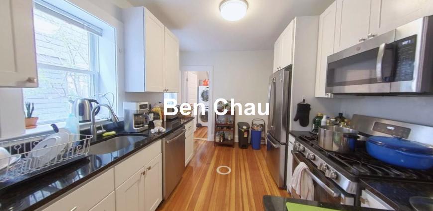 17 Ashland St. – photo 3