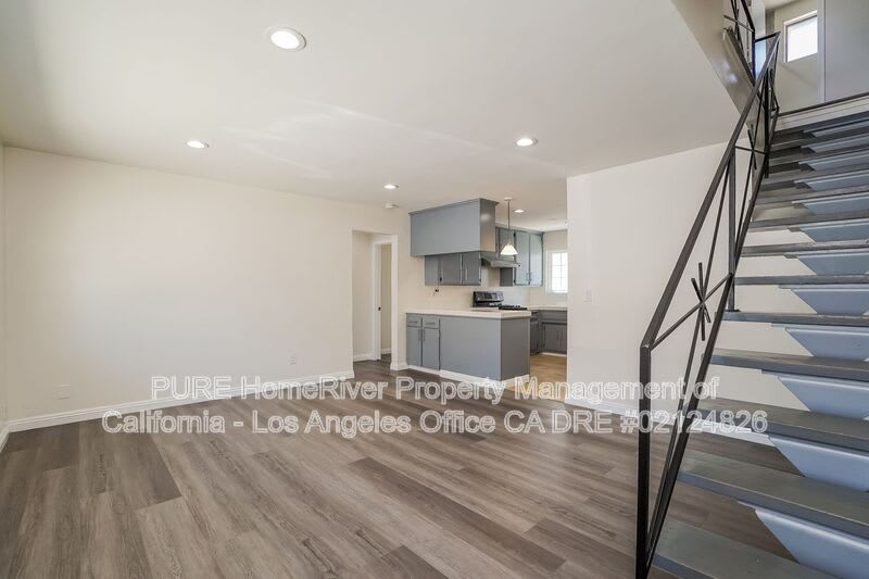 980 W Battery St – photo 4