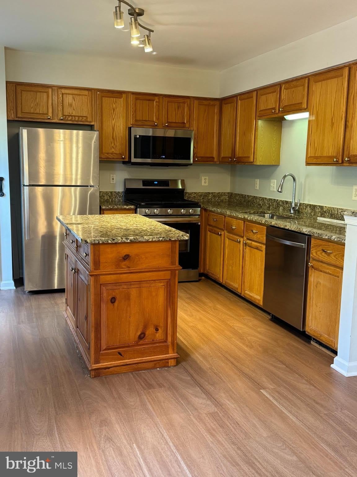 10339 GENT Court – photo 3