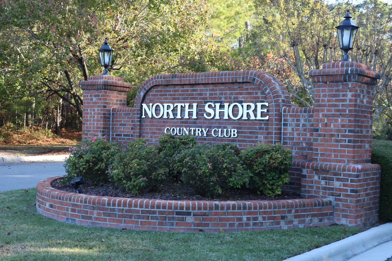 Long Term Rental in North Shore Country Club – photo 1