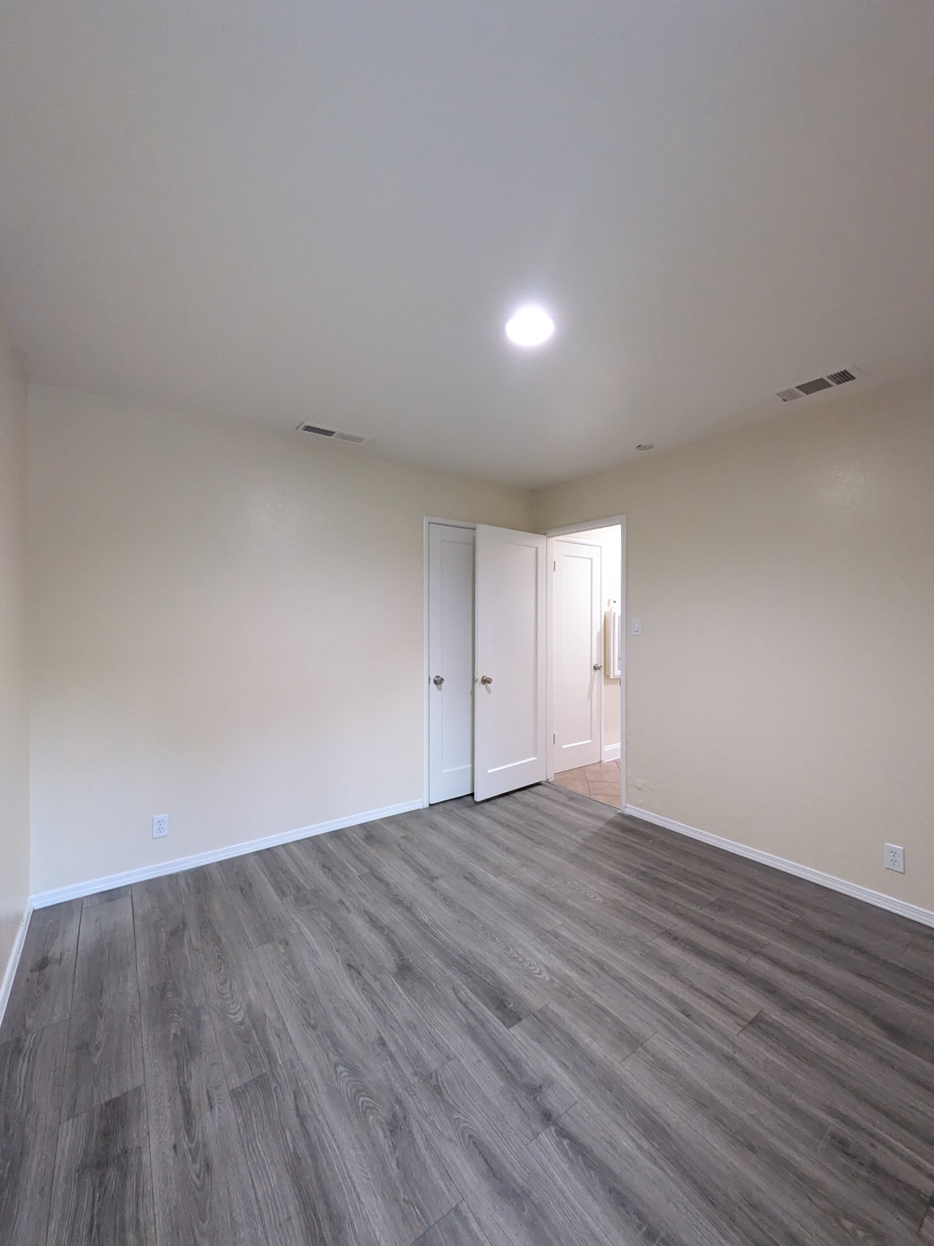 1095 N 4th St Unit 2 – photo 4