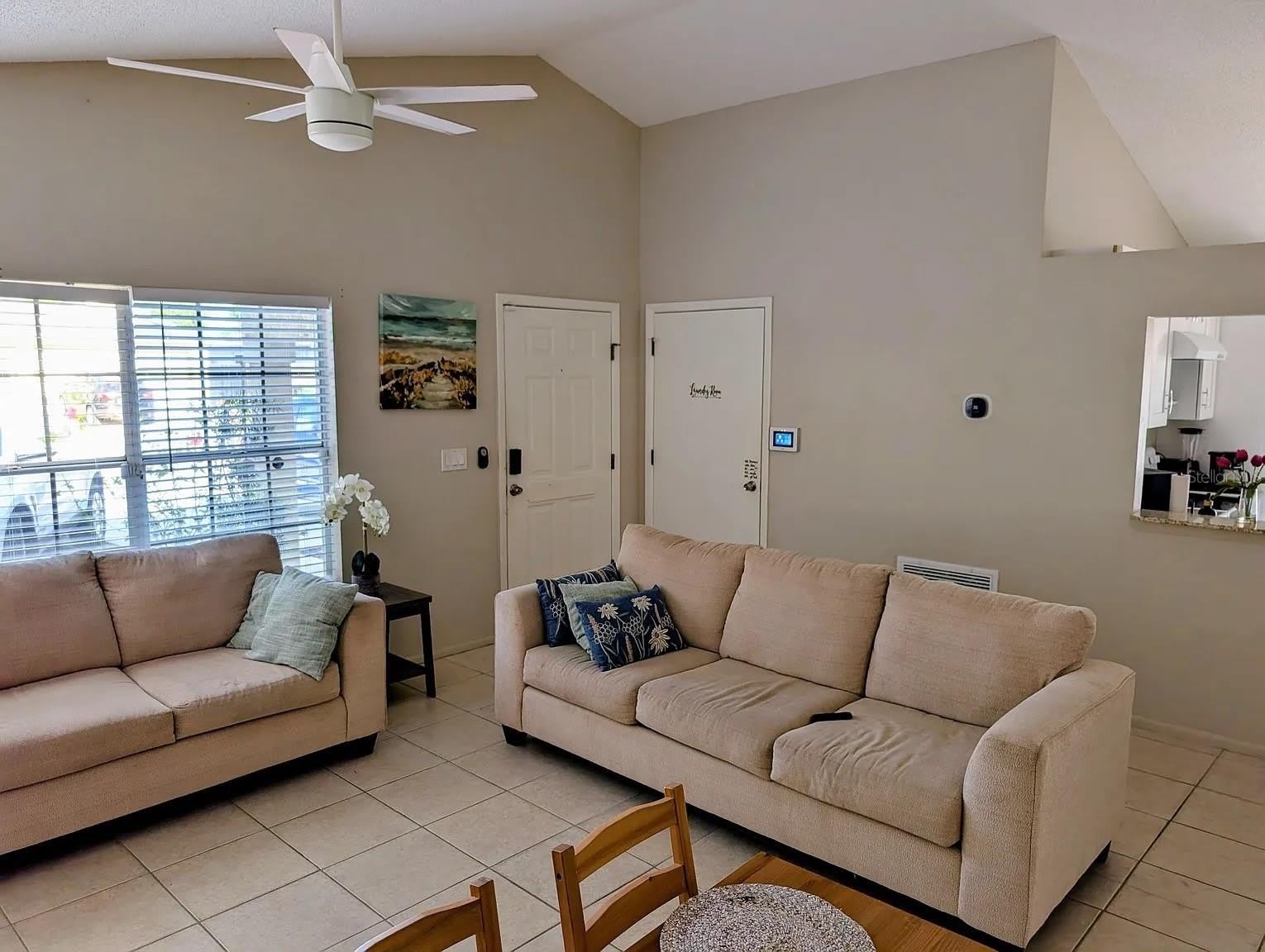 1083 Snead Avenue – photo 2