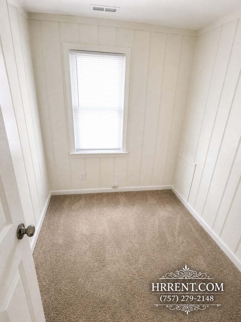 Newly Renovated 3 Bedroom 1 Bathroom Single Family Home Located In The Mt Herman Area Of Portsmouth Va – photo 2