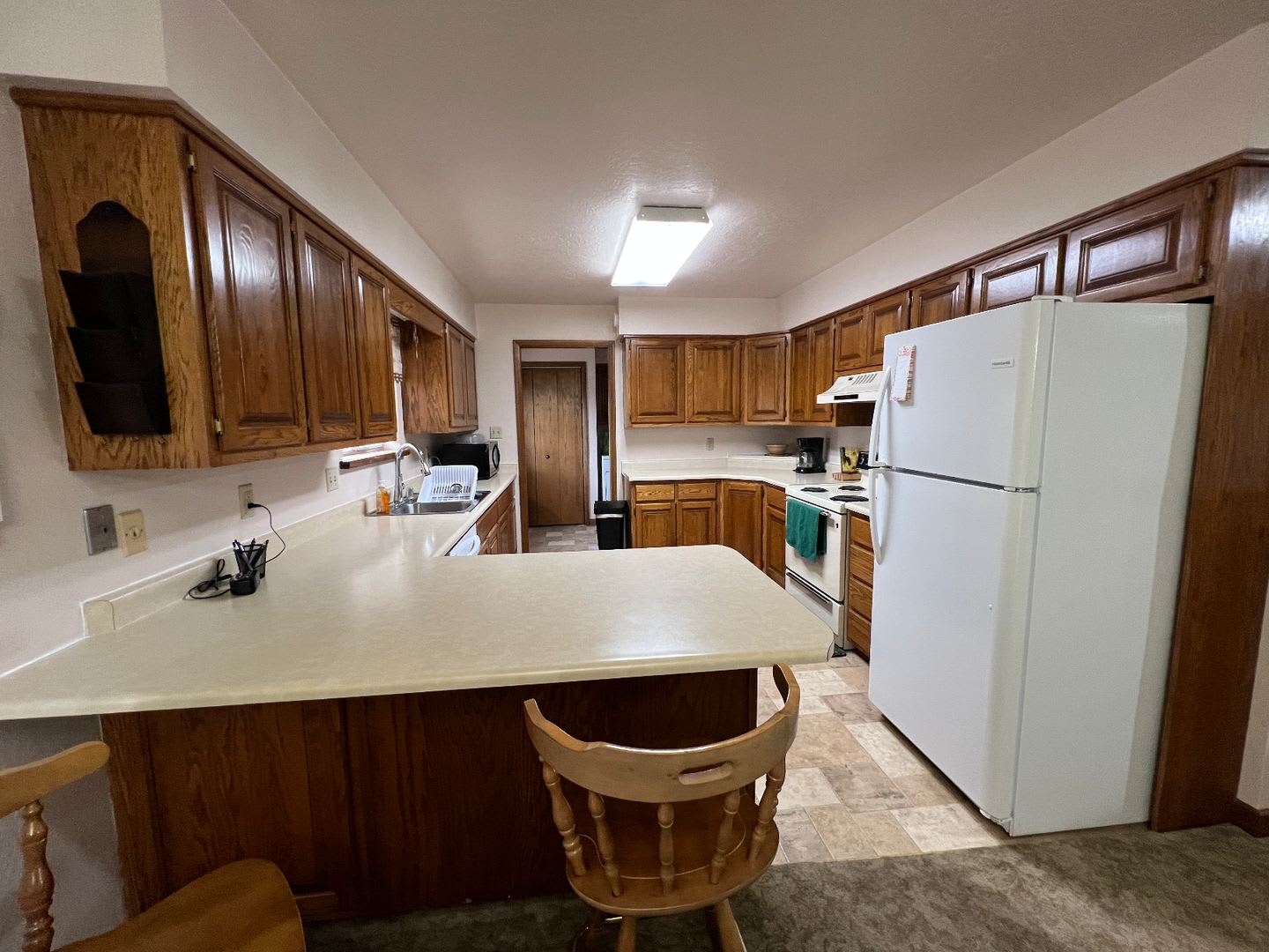 Furnished Month to month 2 Bedroom Home – photo 4