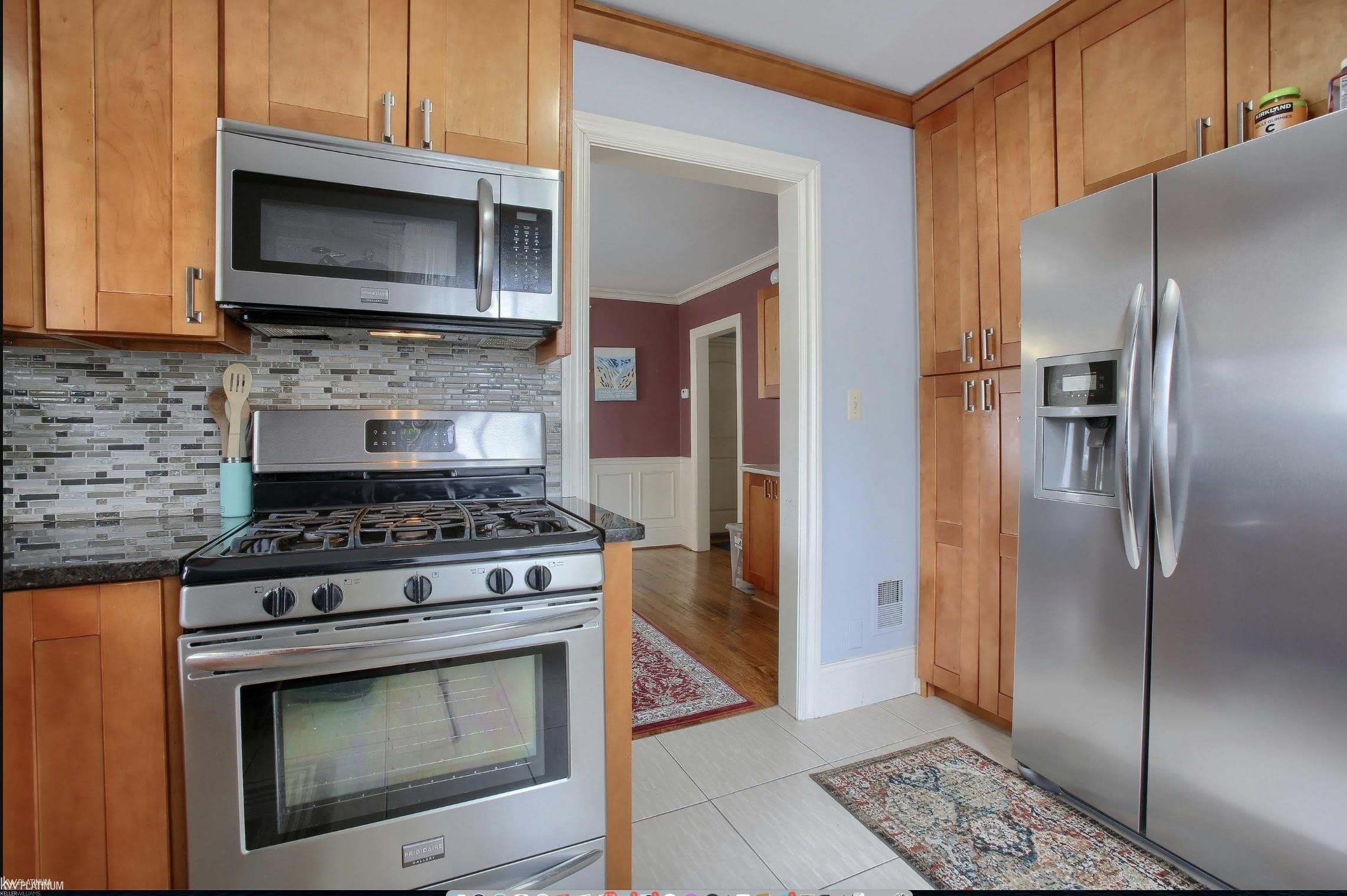 736 Gardenia Avenue – photo 4