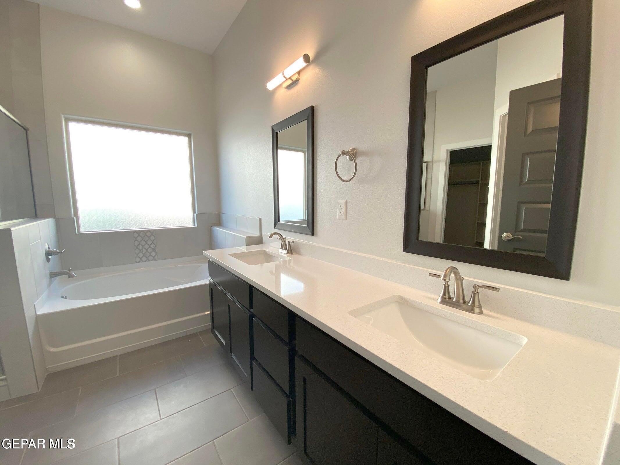 14529 Petralia Avenue – photo 5