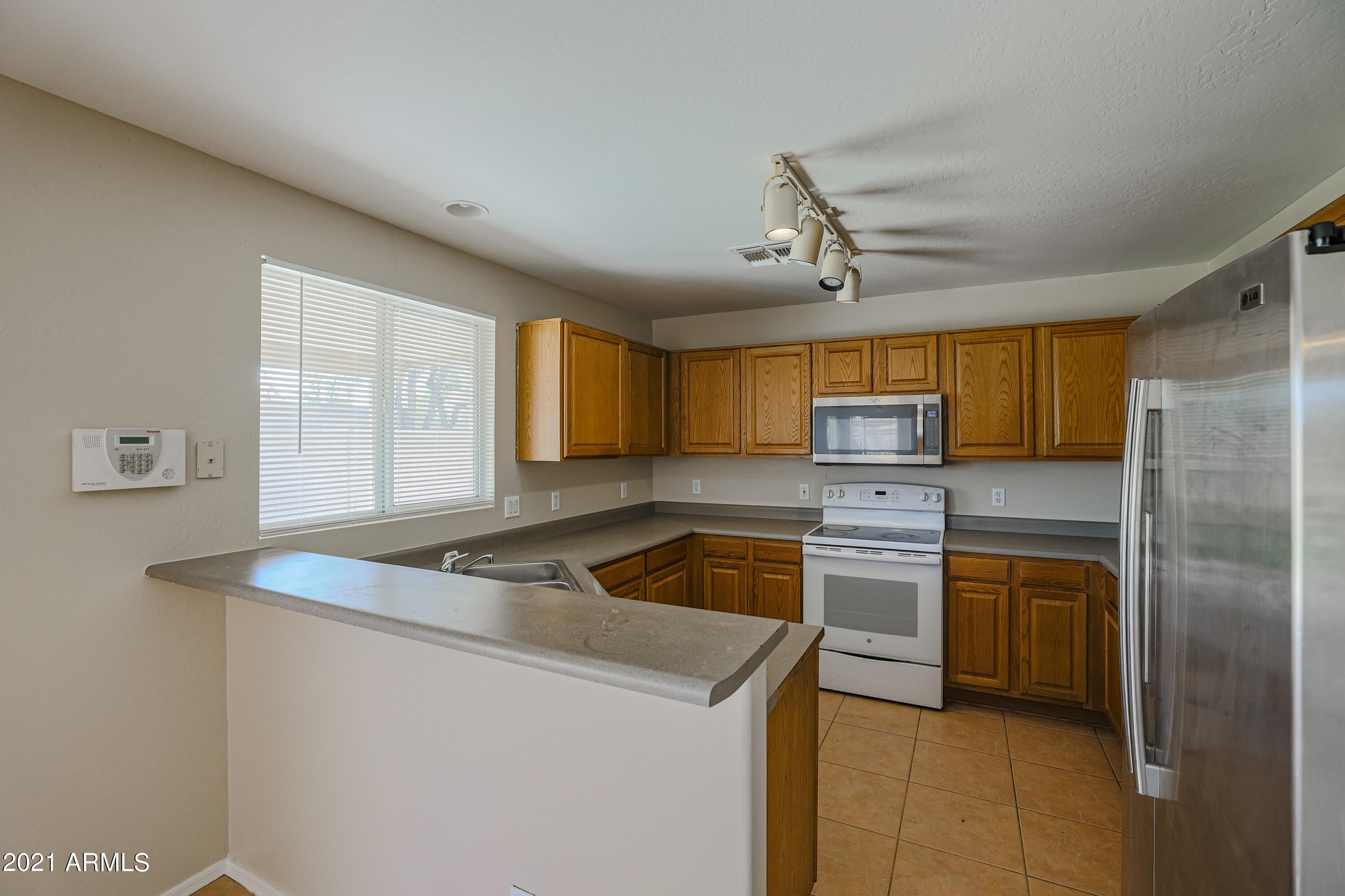 4349 N 111TH Lane – photo 5