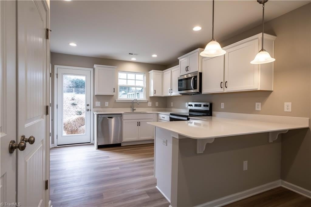 112 Tallwood Drive – photo 5