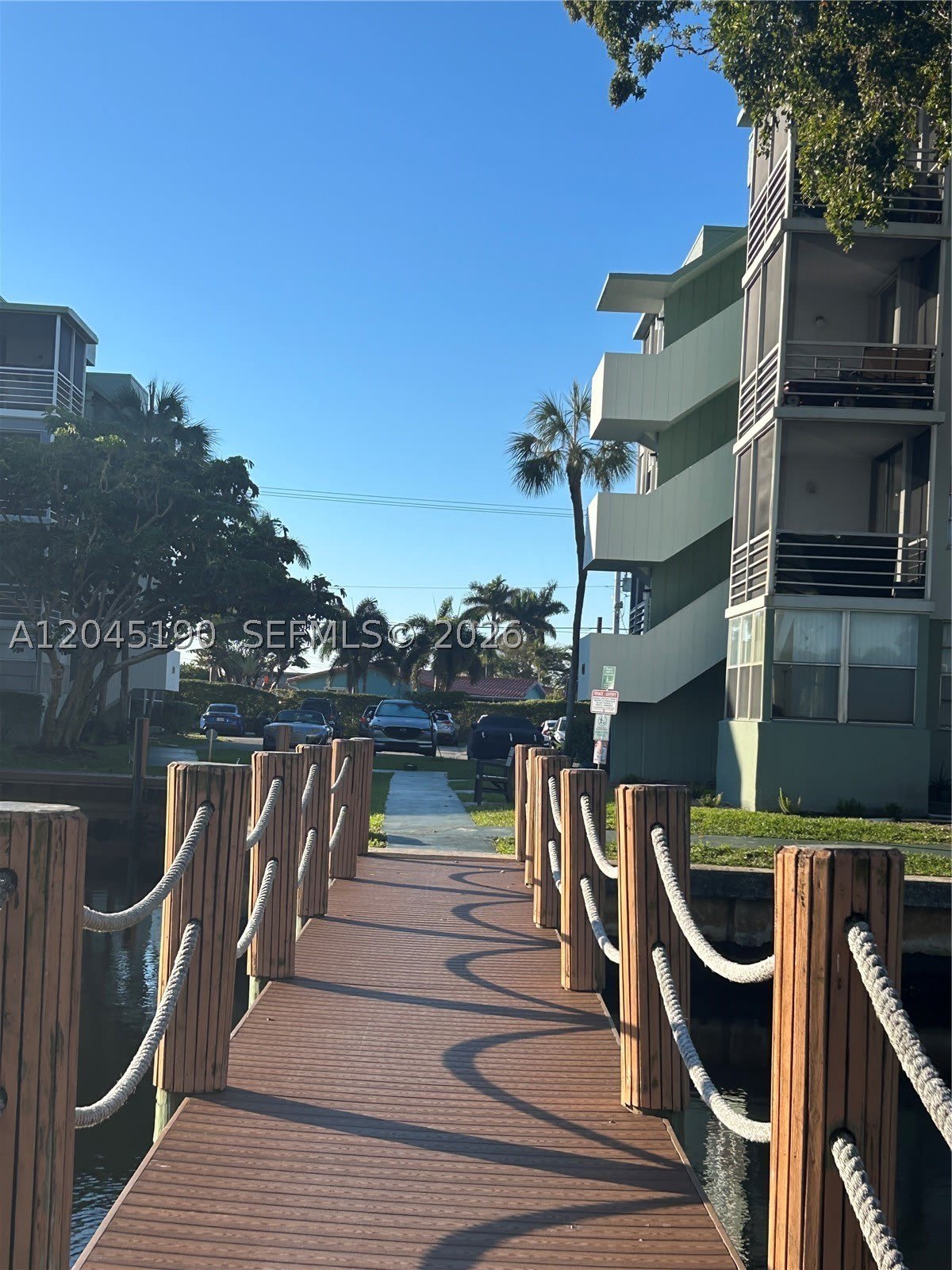 2771 Taft St – photo 5