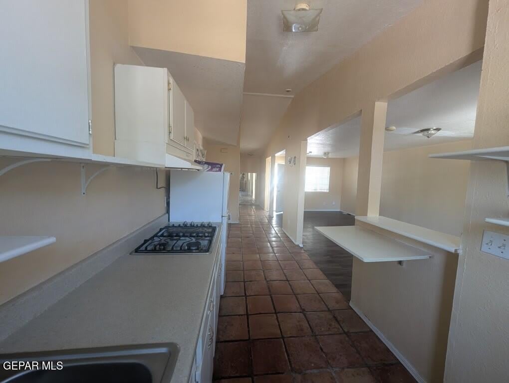 3917 Volcanic Avenue – photo 4