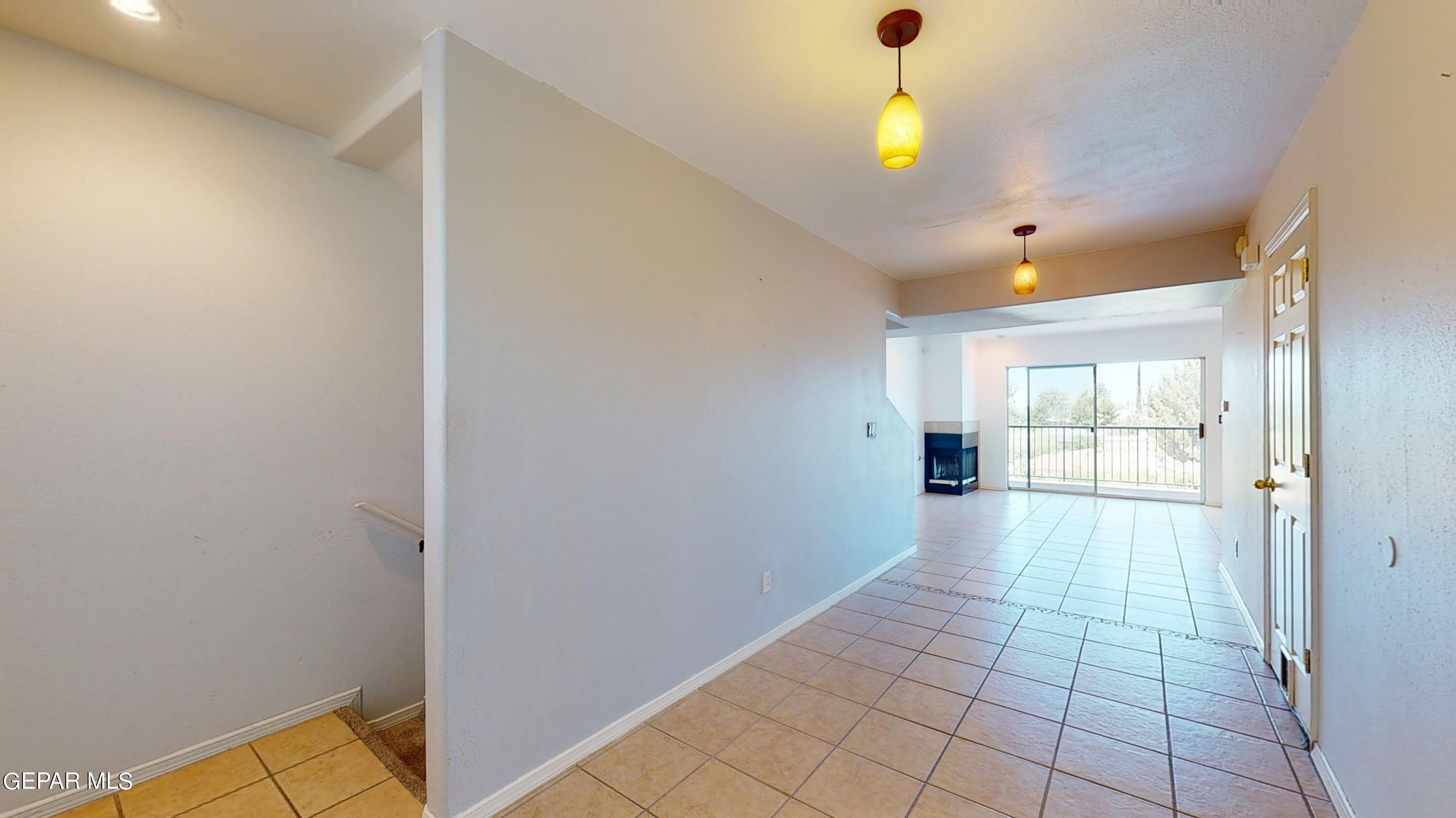6256 ESCONDIDO Drive – photo 2