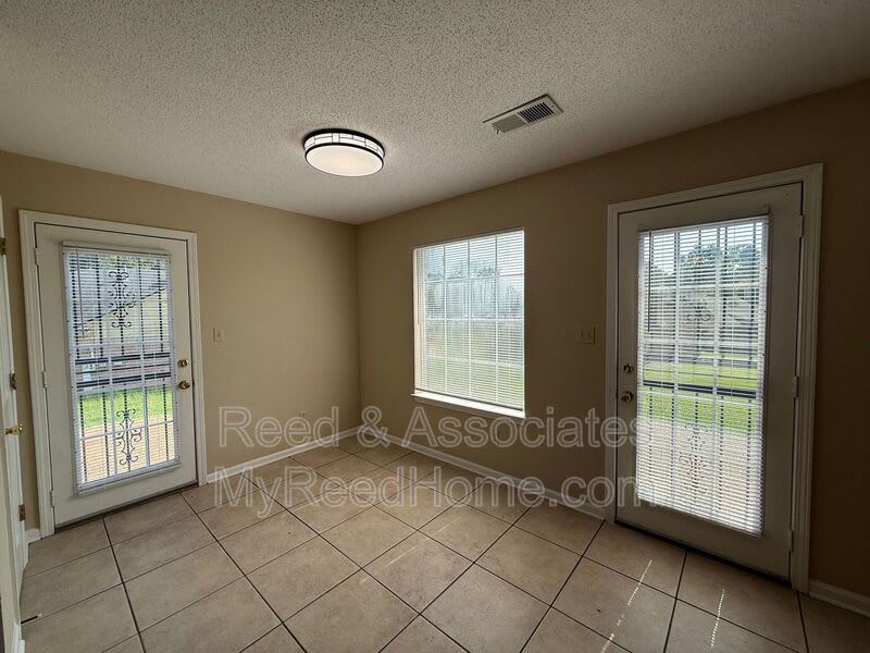 4315 Bishop Hills Dr. – photo 4
