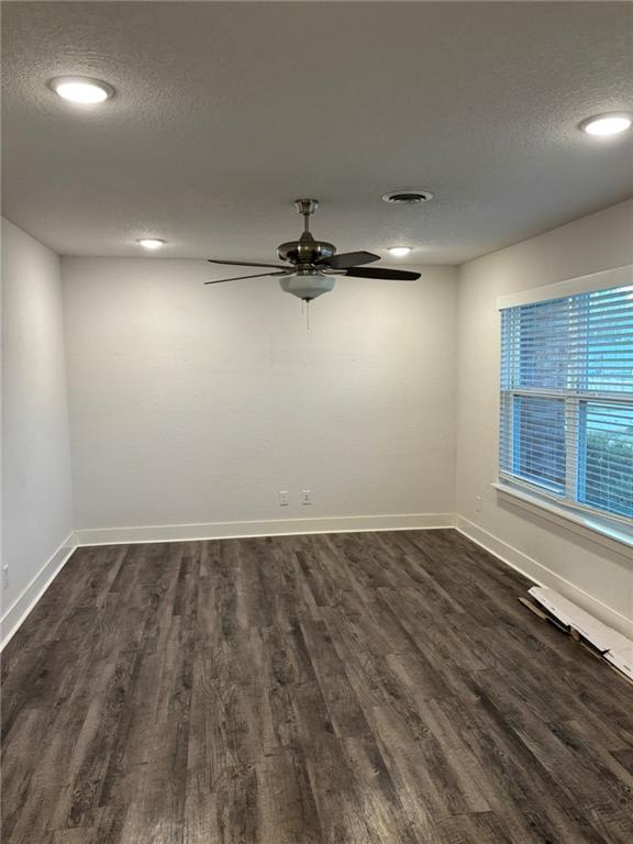 1006 Southeast 4th Street – photo 2