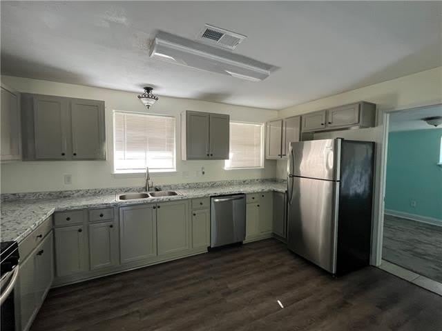 3152 College Street – photo 3