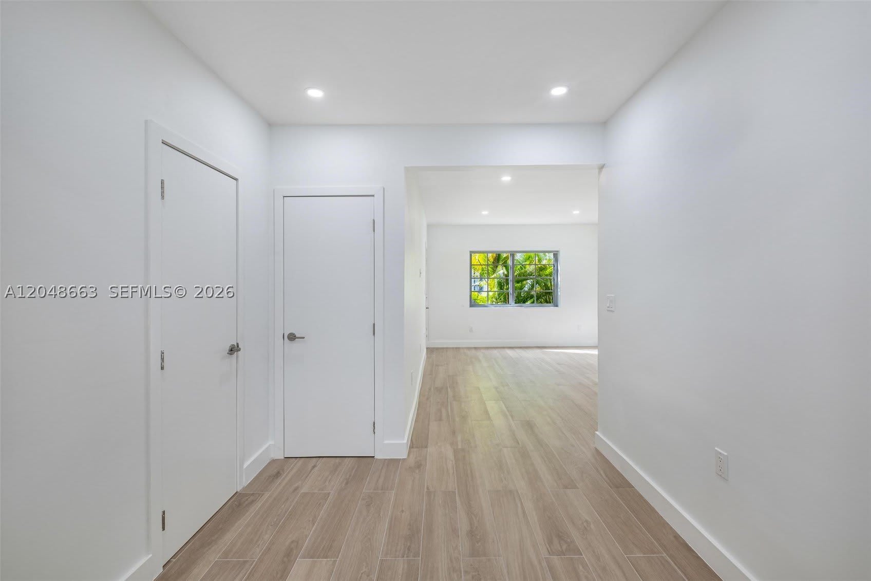 1610 Michigan Ave – photo 4