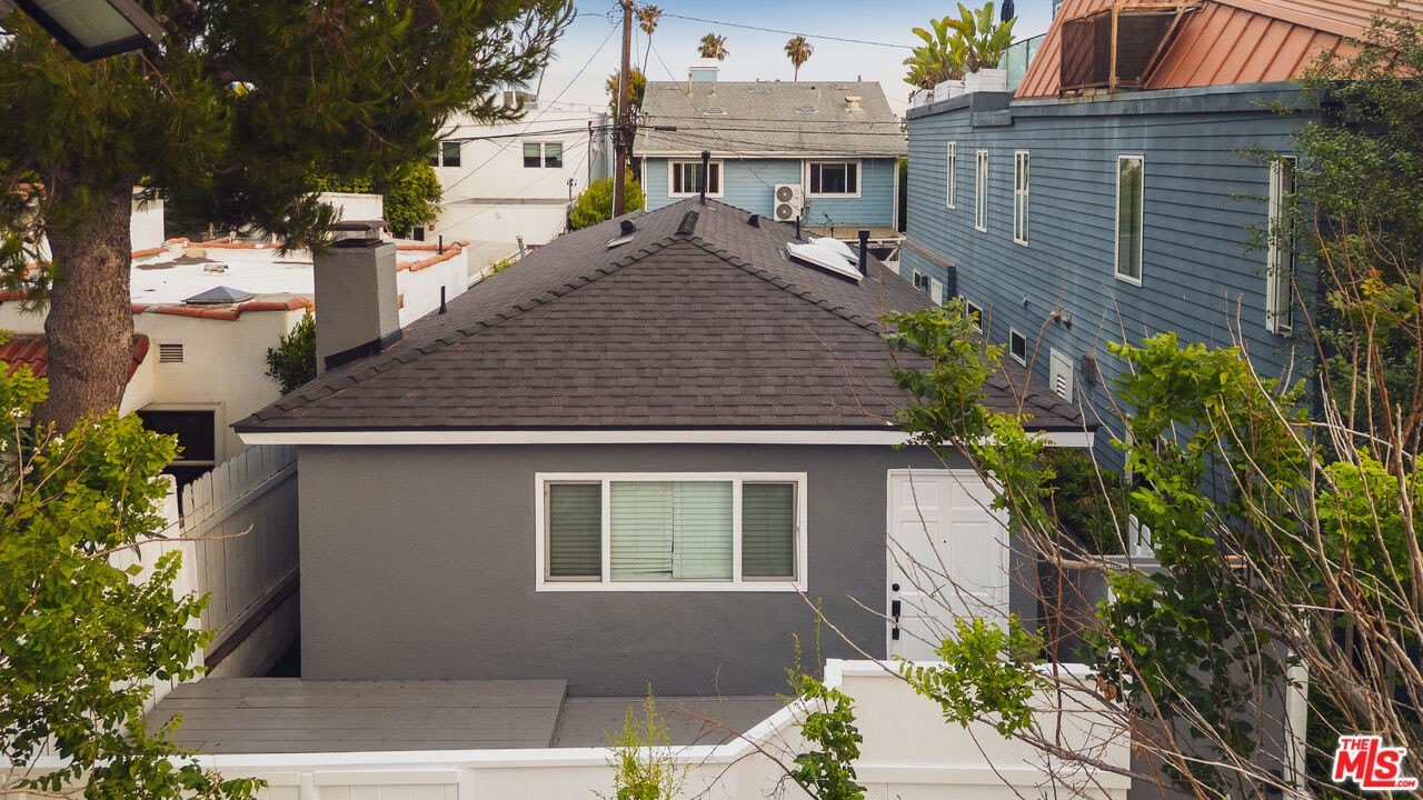 806 Navy St – photo 1