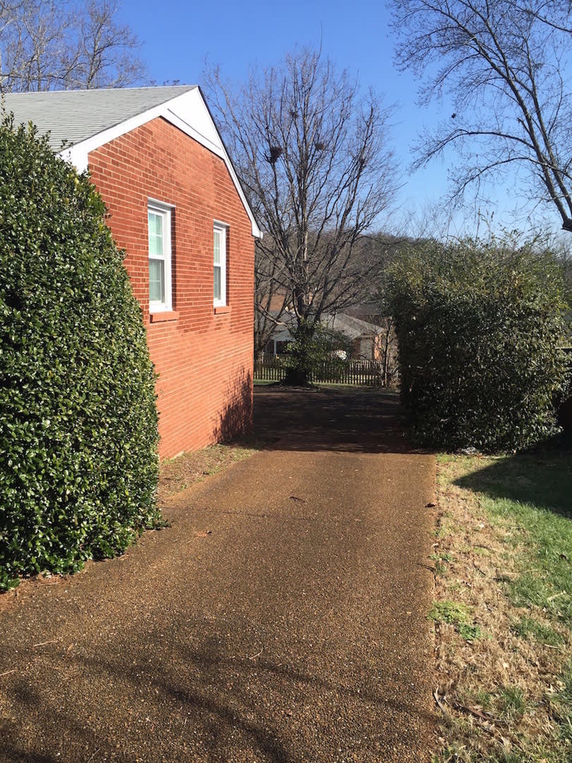 GREAT LOCATION!! Nicely updated home!! – photo 2