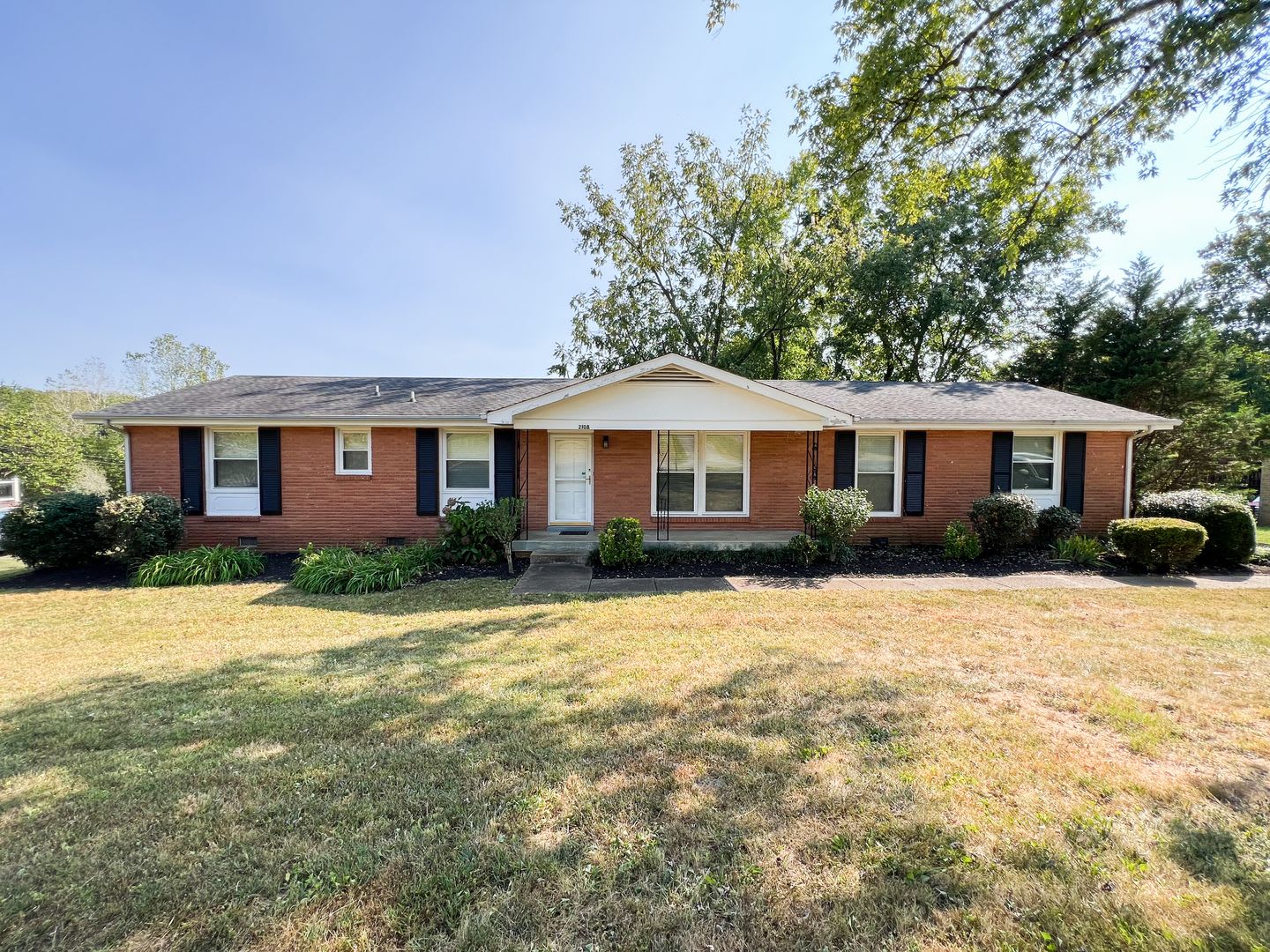 2108 Barkley Drive Clarksville, TN 37043 – photo 1