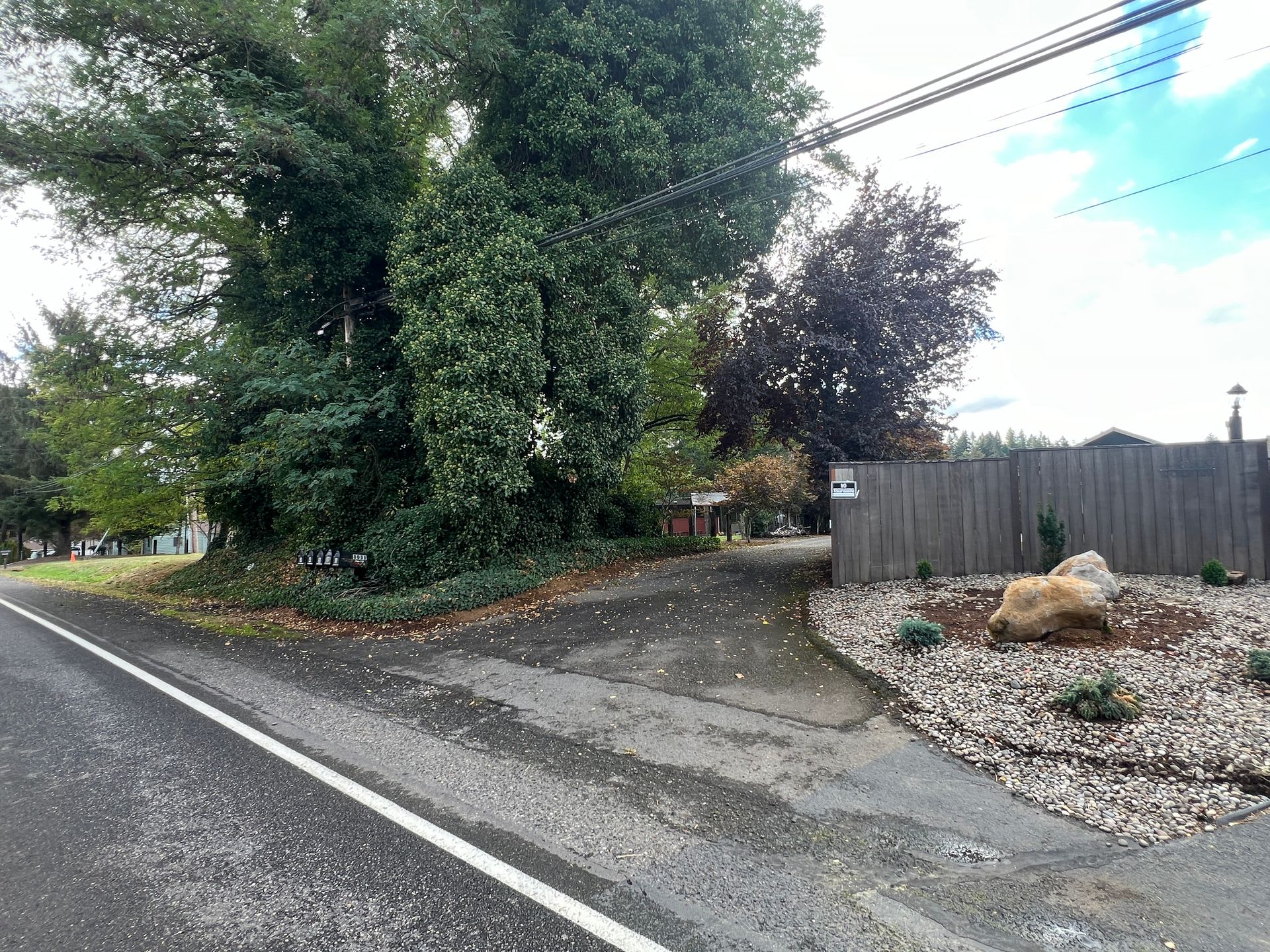 Small Peaceful Property On Acreage – photo 1