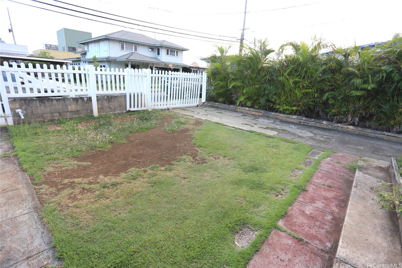 2212 Coyne Street – photo 3