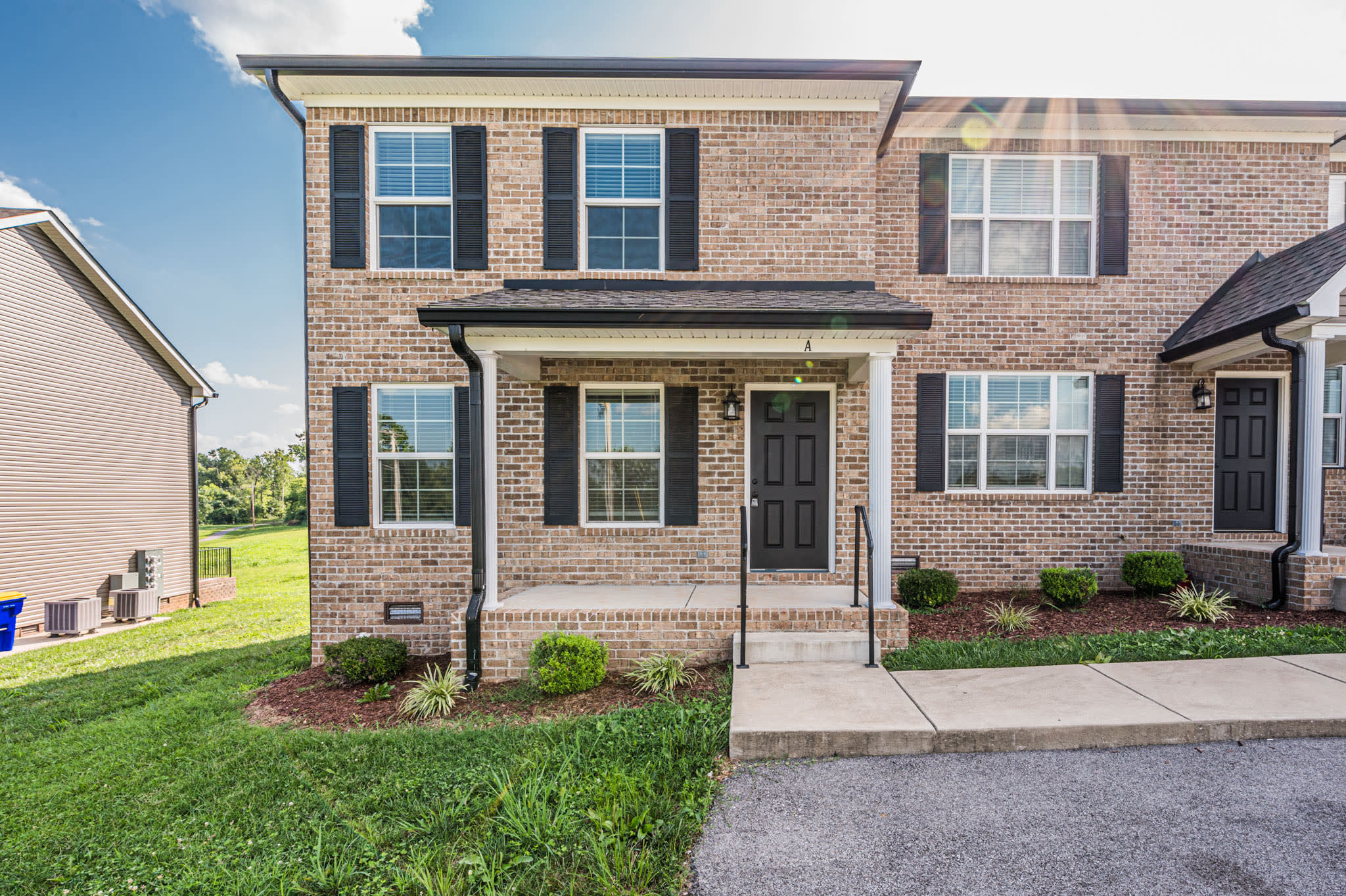 195 Creekwood Avenue – photo 2
