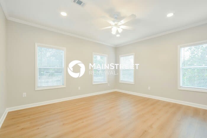 756 18th Street – photo 5
