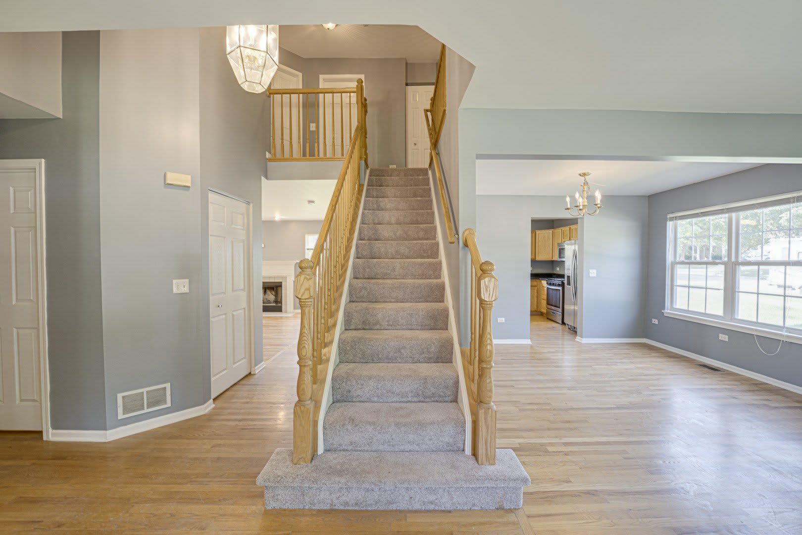 2464 Blue Spruce Lane – photo 3